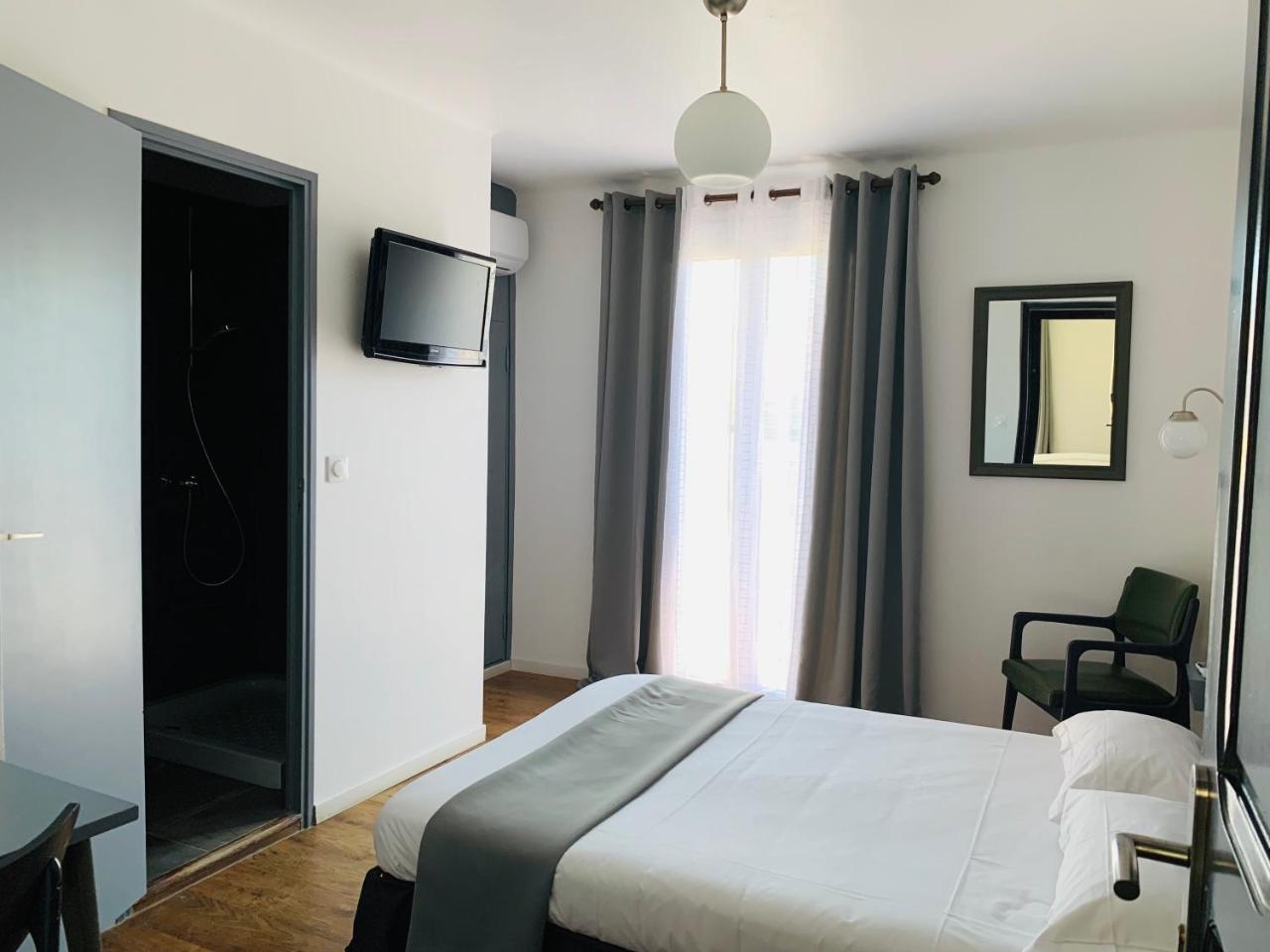Hotel Les Arbousiers Кальви Экстерьер фото