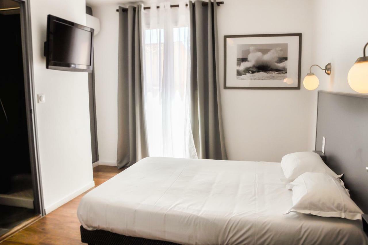 Hotel Les Arbousiers Кальви Экстерьер фото